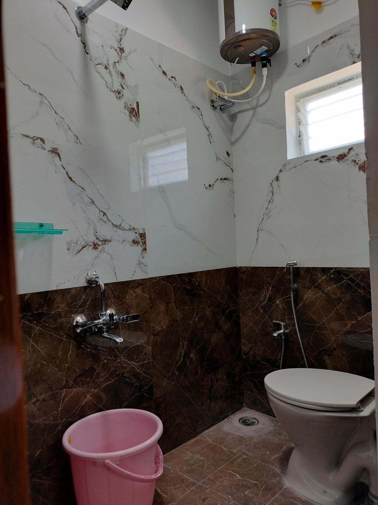 Teja Residency Otel Alāndurai Dış mekan fotoğraf