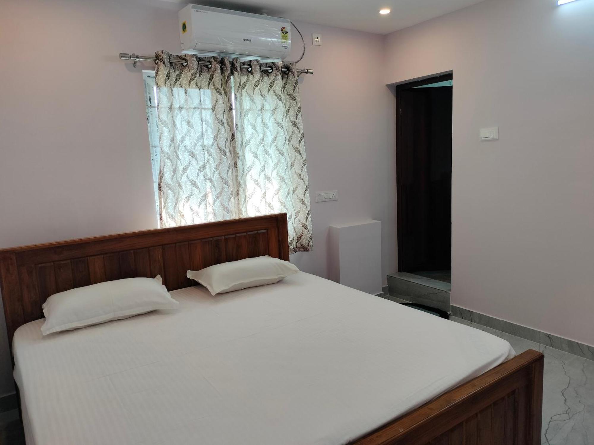Teja Residency Otel Alāndurai Dış mekan fotoğraf
