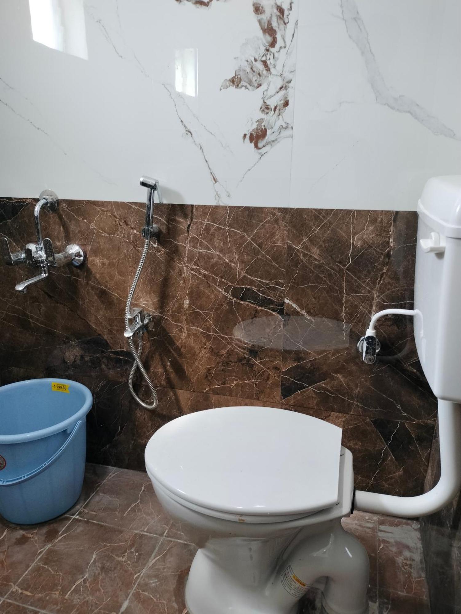 Teja Residency Otel Alāndurai Dış mekan fotoğraf